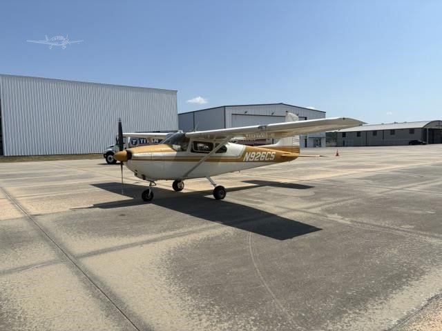 1957 Cessna 182 Skylane