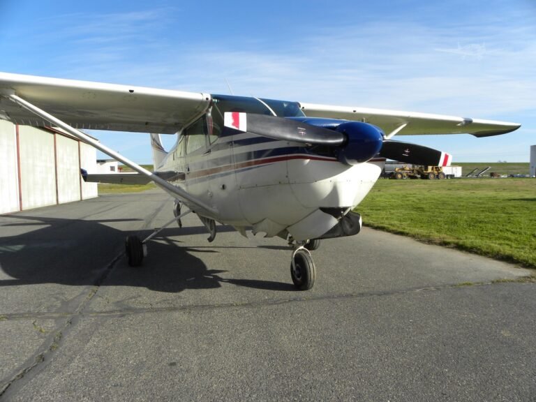 1960 Cessna 210