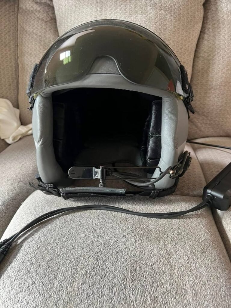 A size medium HGU-55