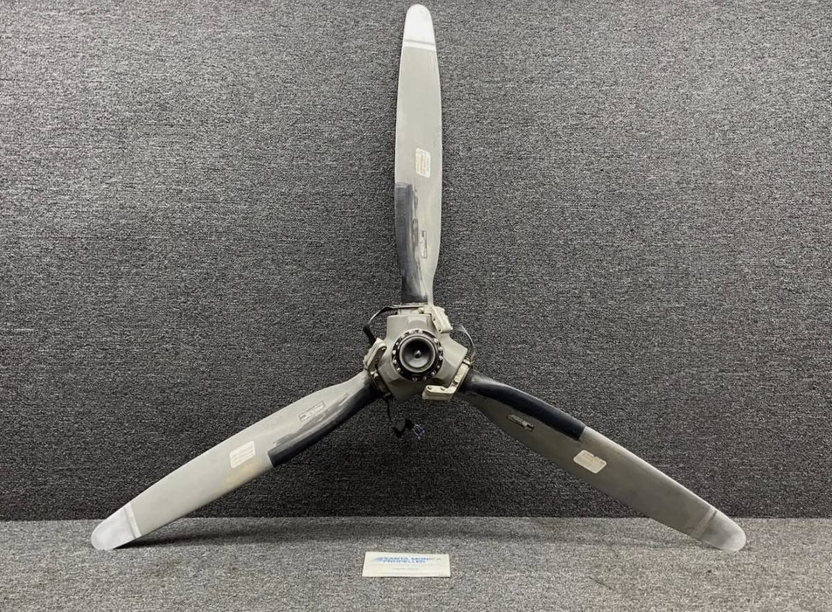 McCauley Propeller Model 3AF32C93-M